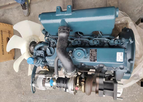 motor diesel de 41.7kw Kubota, motor refrigerar de água V2403T Kubota para a máquina escavadora PC56-7