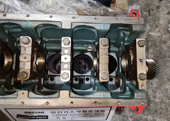 Blocos de motor usados Doosan refrigerar de água DE12 diesel para a máquina escavadora DX500
